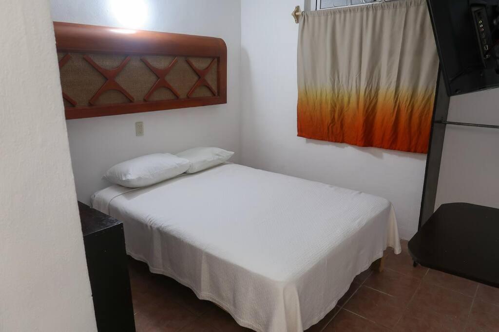 Casa Aurora #2: Private Room In Excellent Location Puerto Vallarta Eksteriør billede